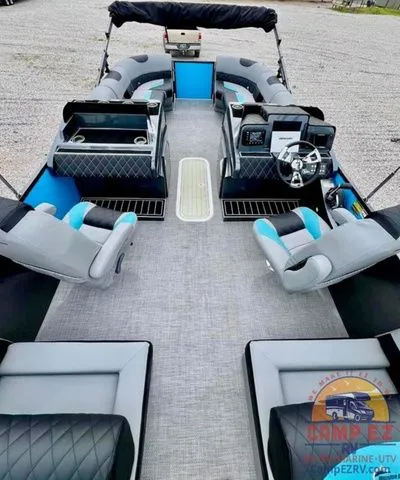 Slide: The Image of Massimo T-25 ULTRA LOUNGER 2024 - 6