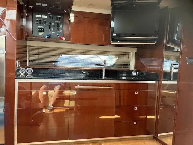 Slide: The Image of Sea Ray 43 / 47 SUNDANCER 2009 - 11