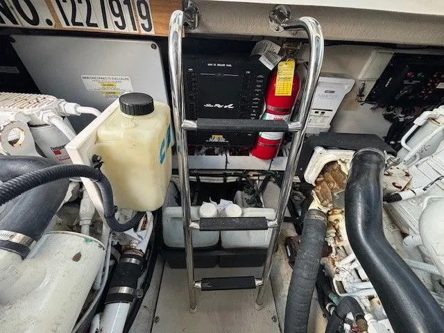 Slide: The Image of Sea Ray 43 / 47 SUNDANCER 2009 - 28