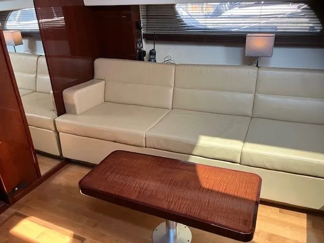 Slide: The Image of Sea Ray 43 / 47 SUNDANCER 2009 - 6