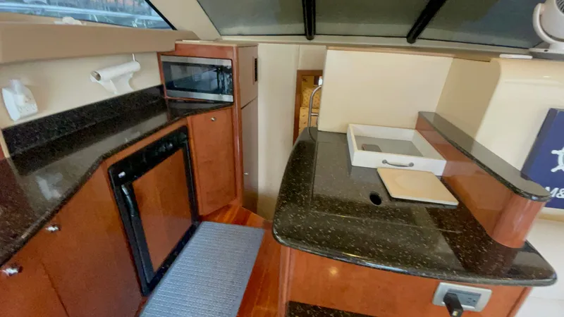 Slide: The Image of Meridian 341 Sedan 2008 - 19