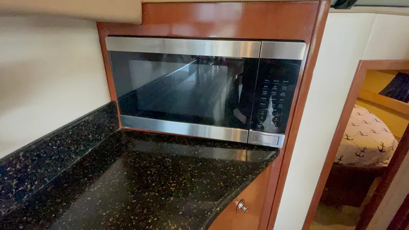 Slide: The Image of Meridian 341 Sedan 2008 - 21