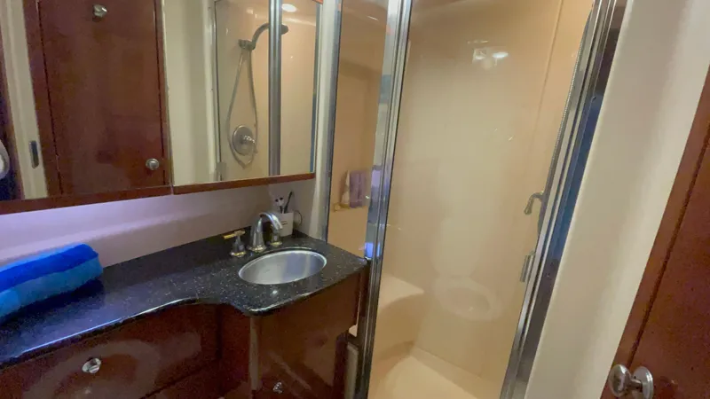 Slide: The Image of Meridian 341 Sedan 2008 - 26