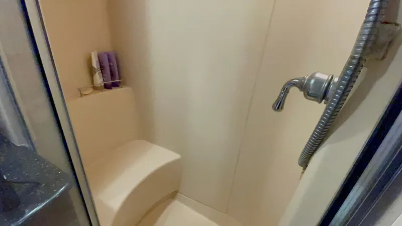 Slide: The Image of Meridian 341 Sedan 2008 - 28