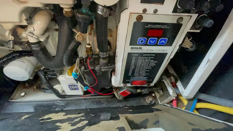 Slide: The Image of Meridian 341 Sedan 2008 - 43