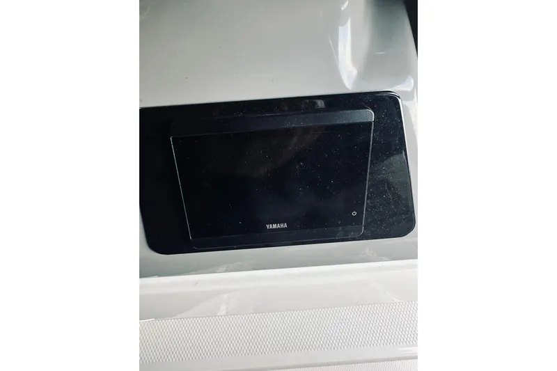 Slide: The Image of Yamaha display screen on 2022 Robalo R272 Center Console boat dashboard. - 52