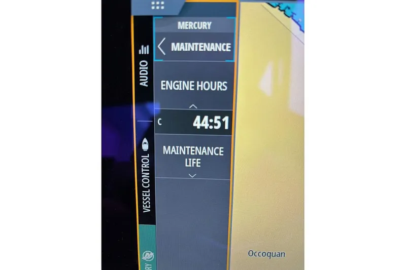 Slide: The Image of Display screen showing engine hours on 2023 Sea Ray SDX 270 Outboard. - 17