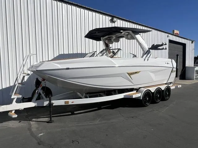 Slide: The Image of Tigé 24RZX 2026 - 3