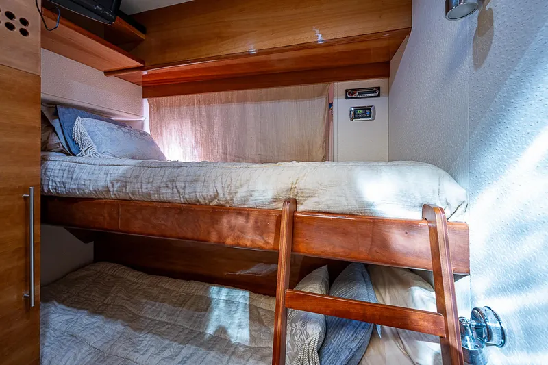 Slide: The Image of 2009 Aicon - interior/cabins - 70