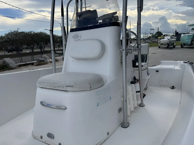 Slide: The Image of NauticStar 1800 NauticBay 2006 - 18