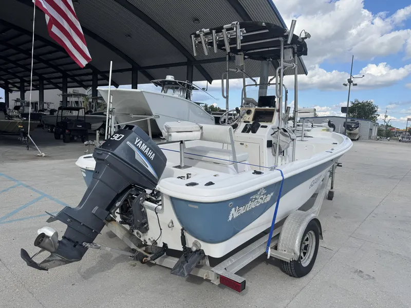 Slide: The Image of NauticStar 1800 NauticBay 2006 - 5