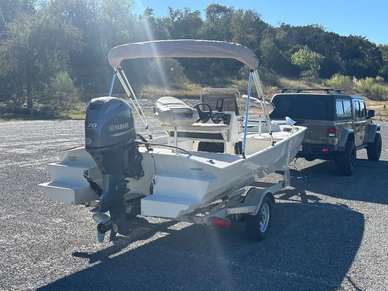 Slide: The Image of Xpress XP18CC 2013 - 1