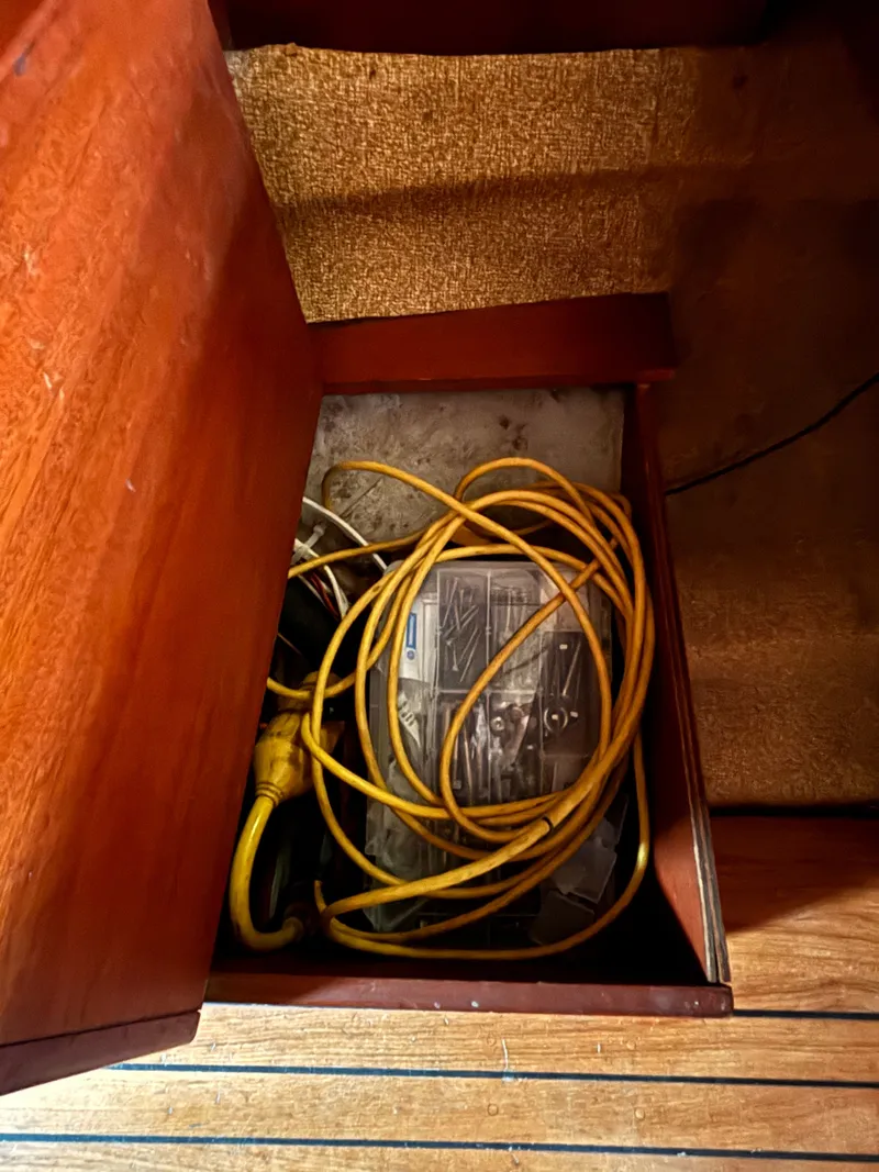 Slide: The Image of Hallberg-Rassy 38 1979 - 105