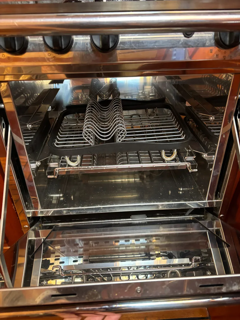 Slide: The Image of Hallberg-Rassy 38 1979 - 118