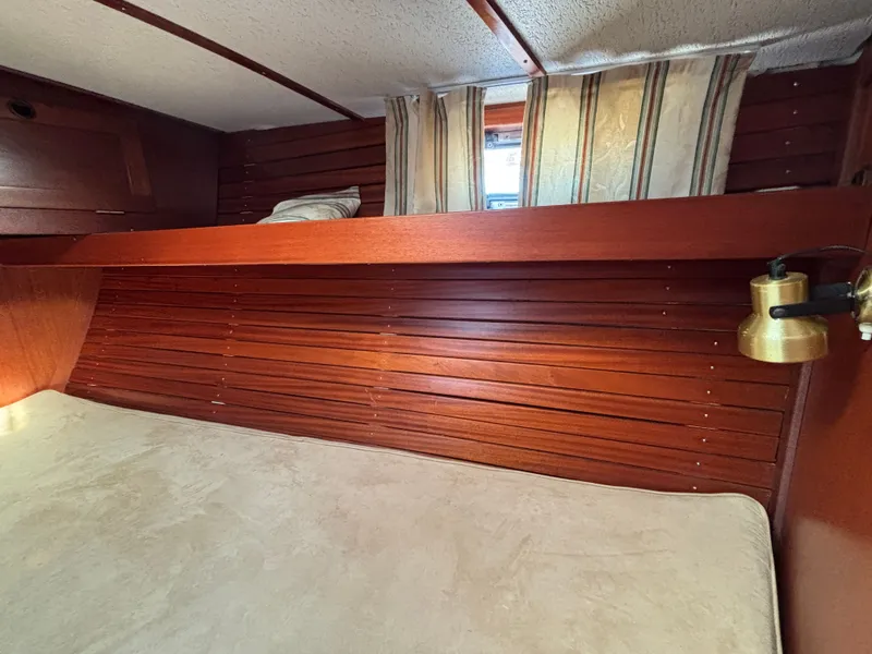 Slide: The Image of Hallberg-Rassy 38 1979 - 132