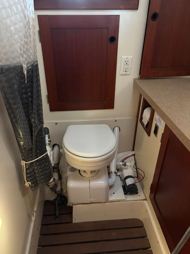 Slide: The Image of Hallberg-Rassy 38 1979 - 138