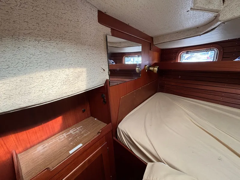 Slide: The Image of Hallberg-Rassy 38 1979 - 152