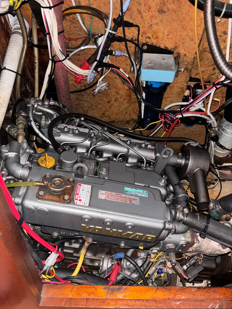 Slide: The Image of Hallberg-Rassy 38 1979 - 157