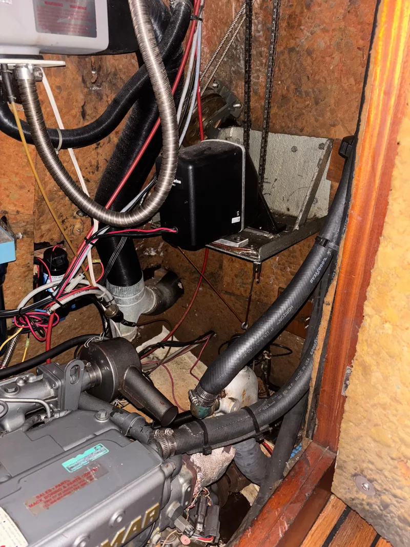 Slide: The Image of Hallberg-Rassy 38 1979 - 158