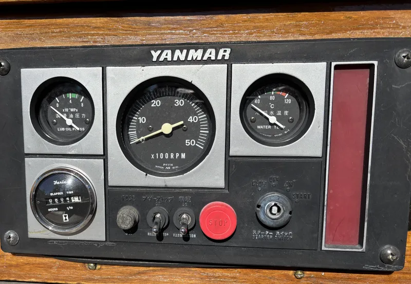 Slide: The Image of Hallberg-Rassy 38 1979 - 61