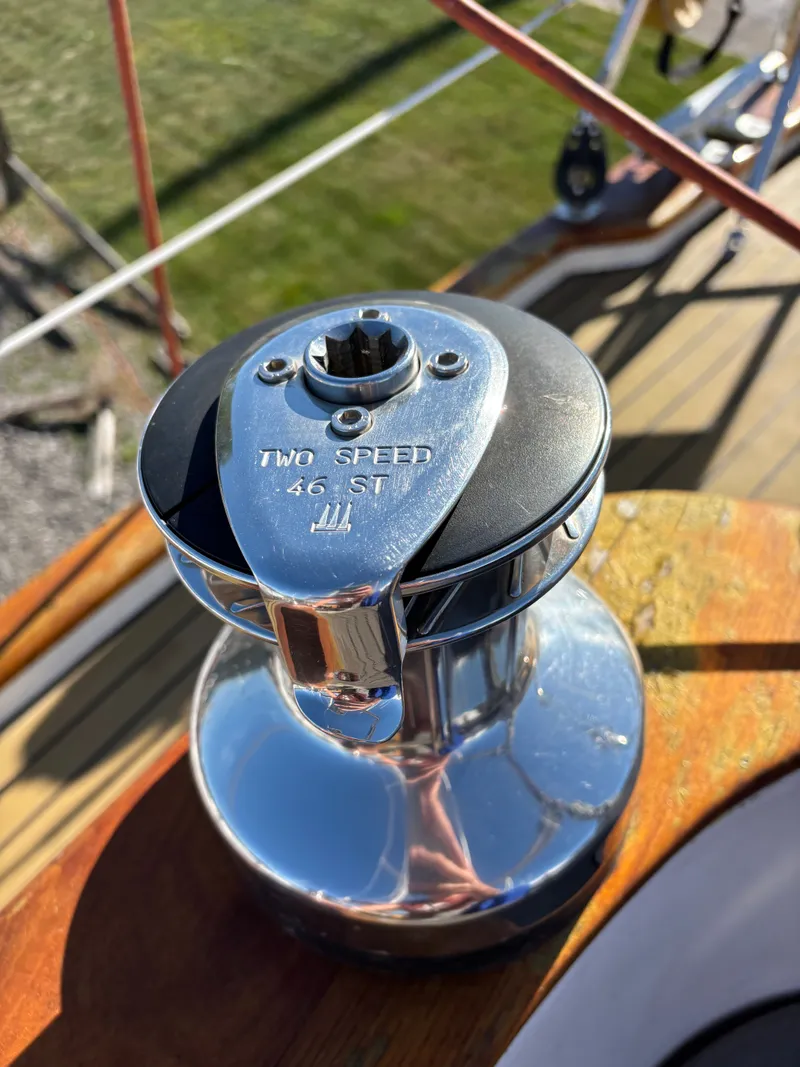 Slide: The Image of Hallberg-Rassy 38 1979 - 67