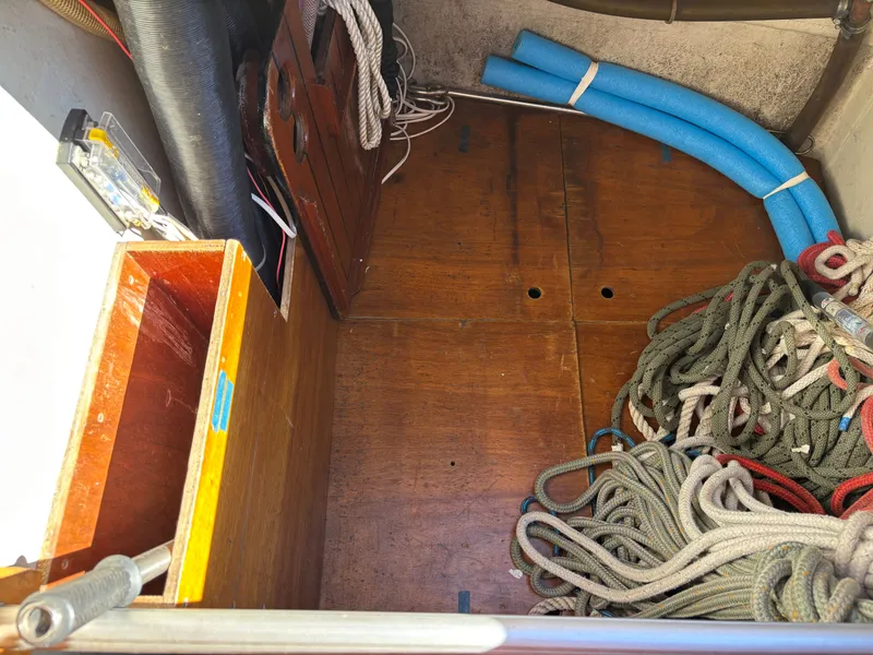 Slide: The Image of Hallberg-Rassy 38 1979 - 70