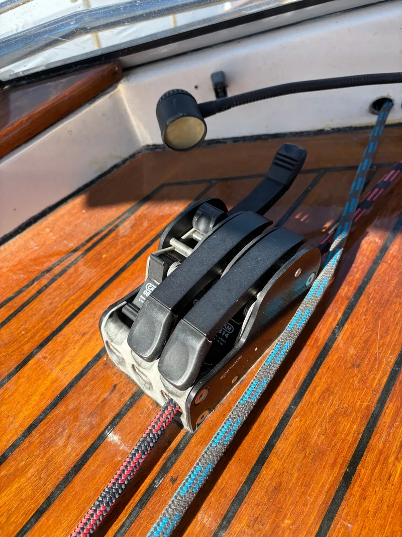 Slide: The Image of Hallberg-Rassy 38 1979 - 71