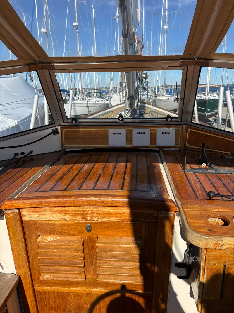 Slide: The Image of Hallberg-Rassy 38 1979 - 74