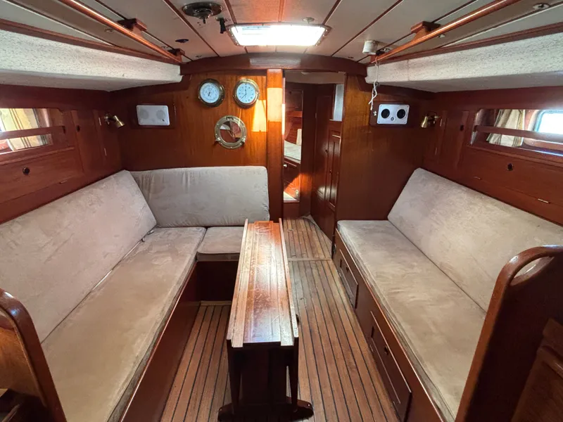 Slide: The Image of Hallberg-Rassy 38 1979 - 78