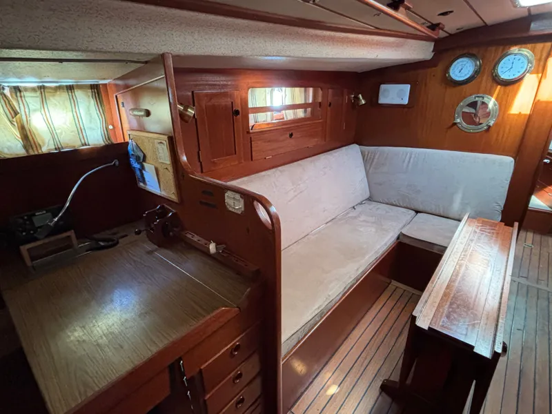 Slide: The Image of Hallberg-Rassy 38 1979 - 79