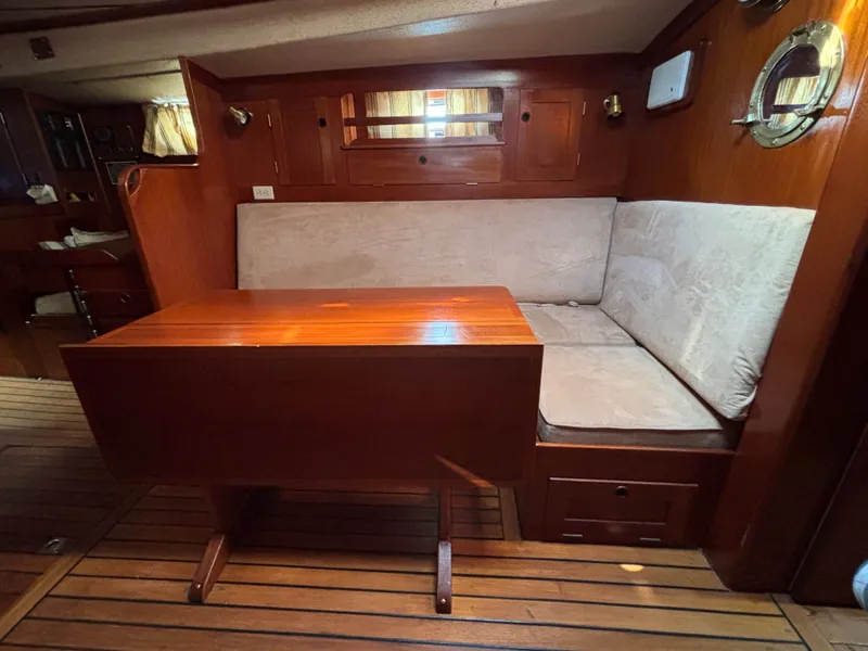 Slide: The Image of Hallberg-Rassy 38 1979 - 84