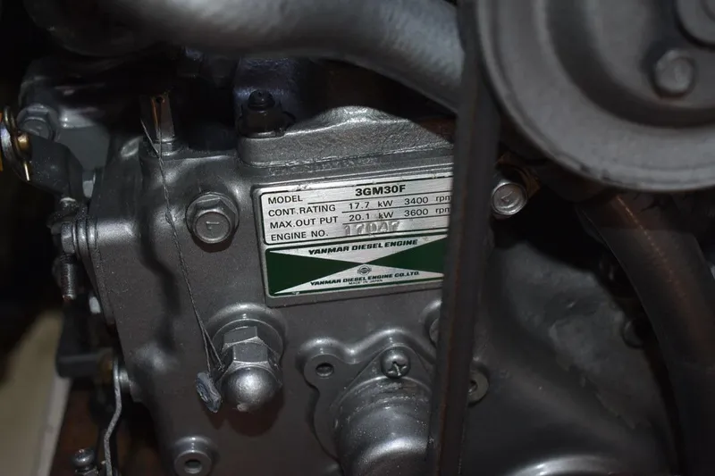 Slide: The Image of Yanmar 3GM30F diesel engine in a 1996 Beneteau Oceanis 321 sailboat. - 45