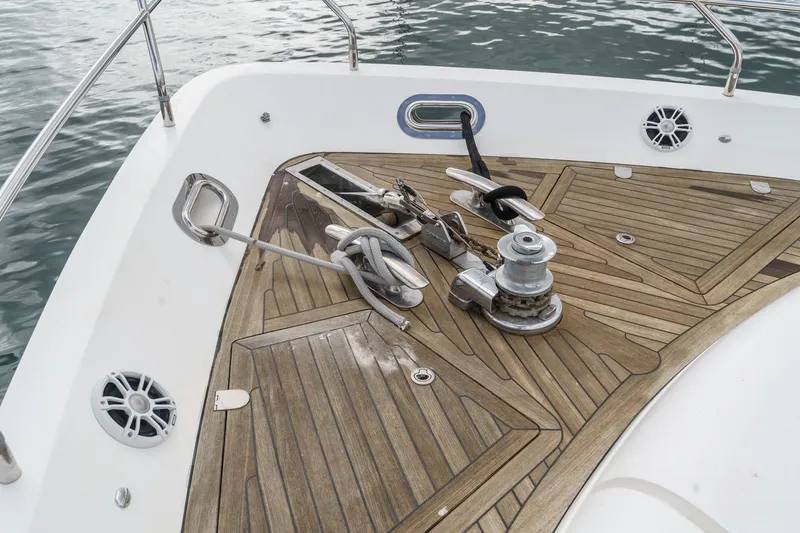 Slide: The Image of Deck of Princess 75 Fly yacht, 2007 model. - 18