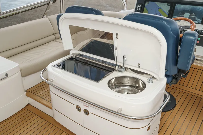 Slide: The Image of Luxury kitchen on Princess 75 Fly yacht, 2007 model. - 30