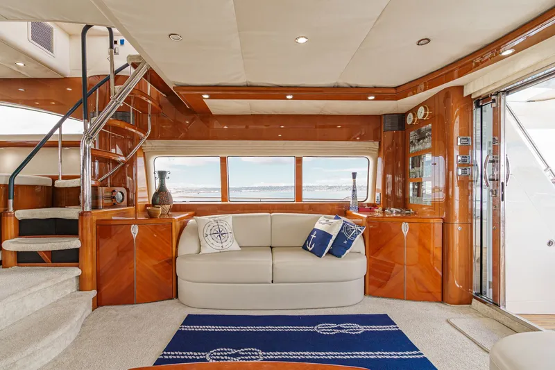 Slide: The Image of Luxurious interior of Princess 75 Fly yacht, year 2007. - 46