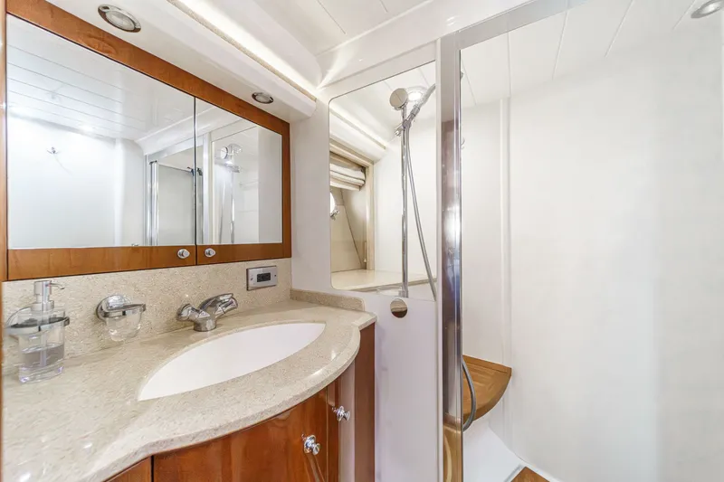 Slide: The Image of Princess 75 Fly 2007 - 75