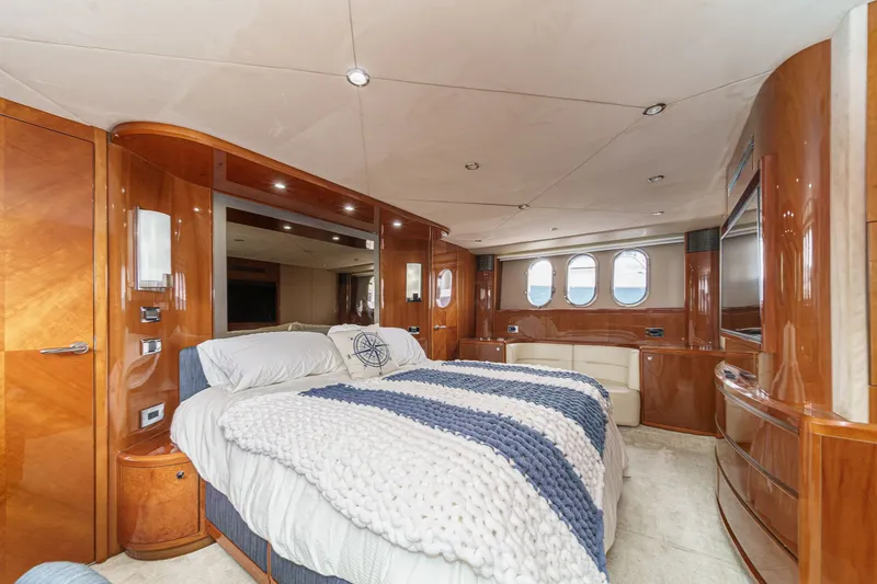 Slide: The Image of Princess 75 Fly 2007 - 81