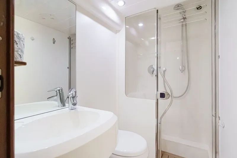 Slide: The Image of Princess 75 Fly 2007 - 85