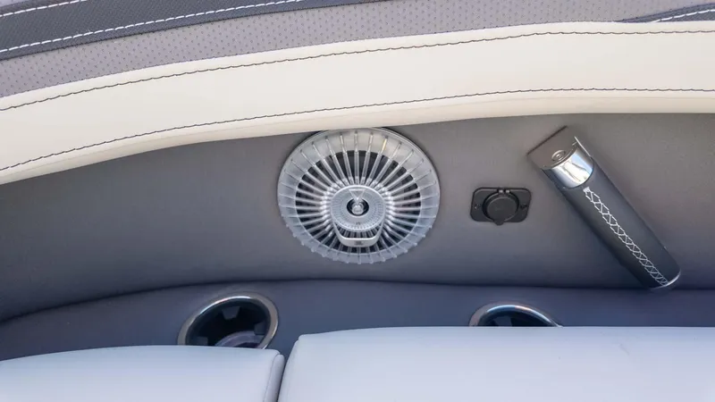 Slide: The Image of Barletta X23M 2025 - 19