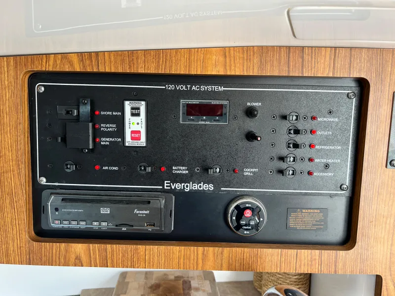 Slide: The Image of Everglades 350LX 2012 - 67