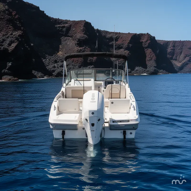 Slide: The Image of Boston Whaler 210 Vantage 2026 - 3