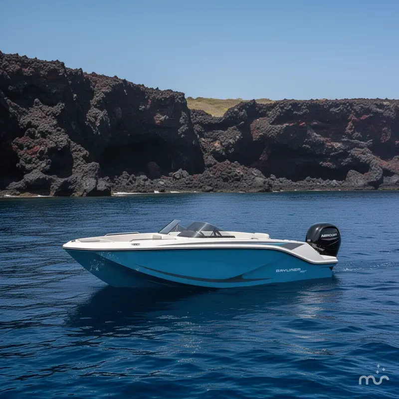 Slide: The Image of Bayliner M17 2026 - 0