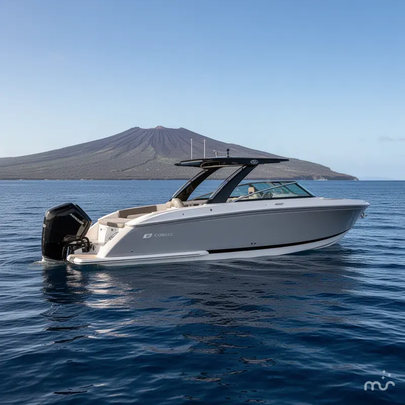 The Image of Cobalt R33 Outboard Coastal Edition Bowrider 2026 - 0