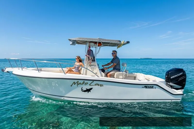 The Image of Mako 252 Center Console 2006 - 0