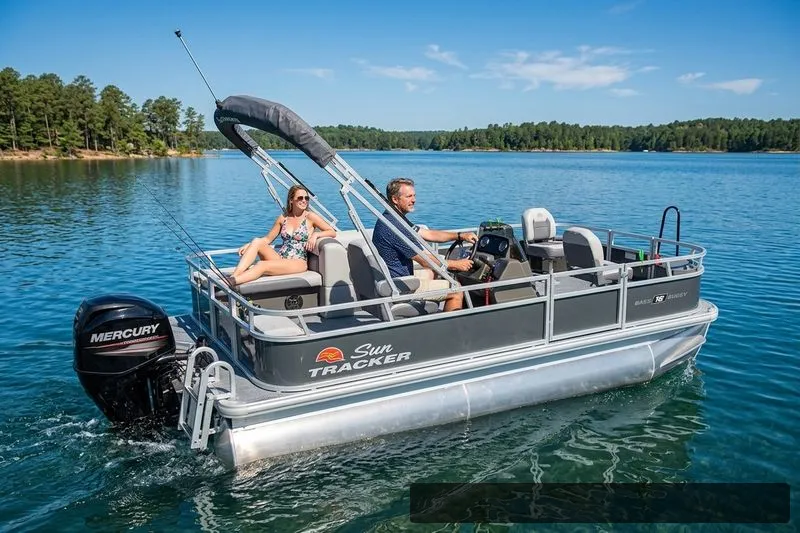 The Image of Sun Tracker Bass Buggy 18 DLX 2026 - 0