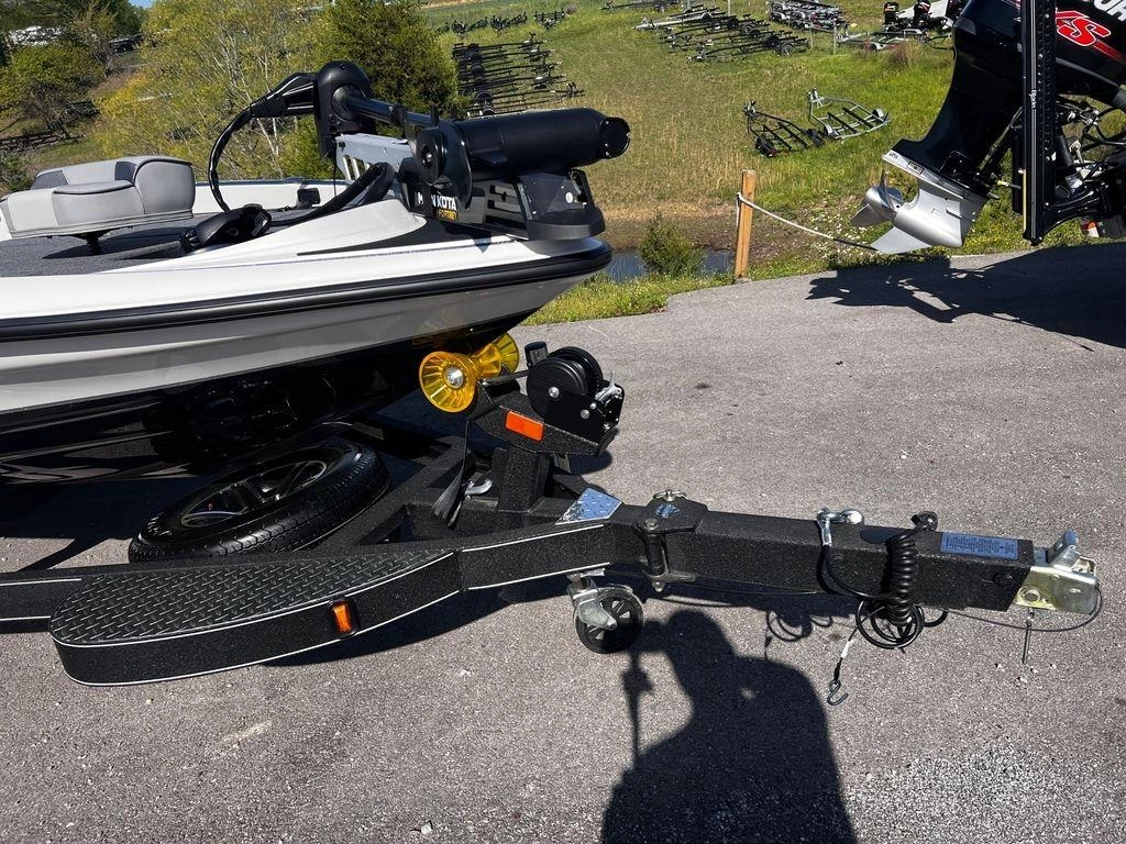 Triton 179 TrX 2023 - Marine Source