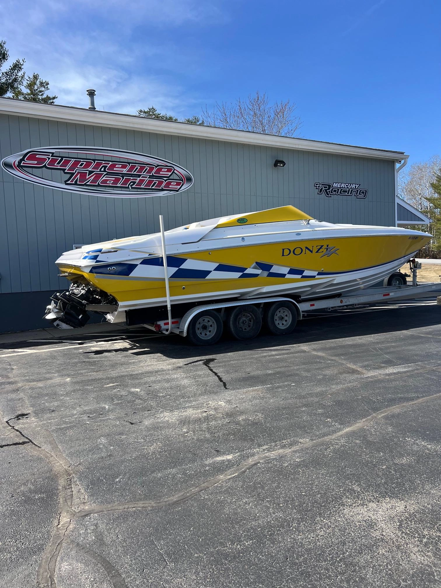 Iconic Marine Group 33ZX 1998 - Marine Source