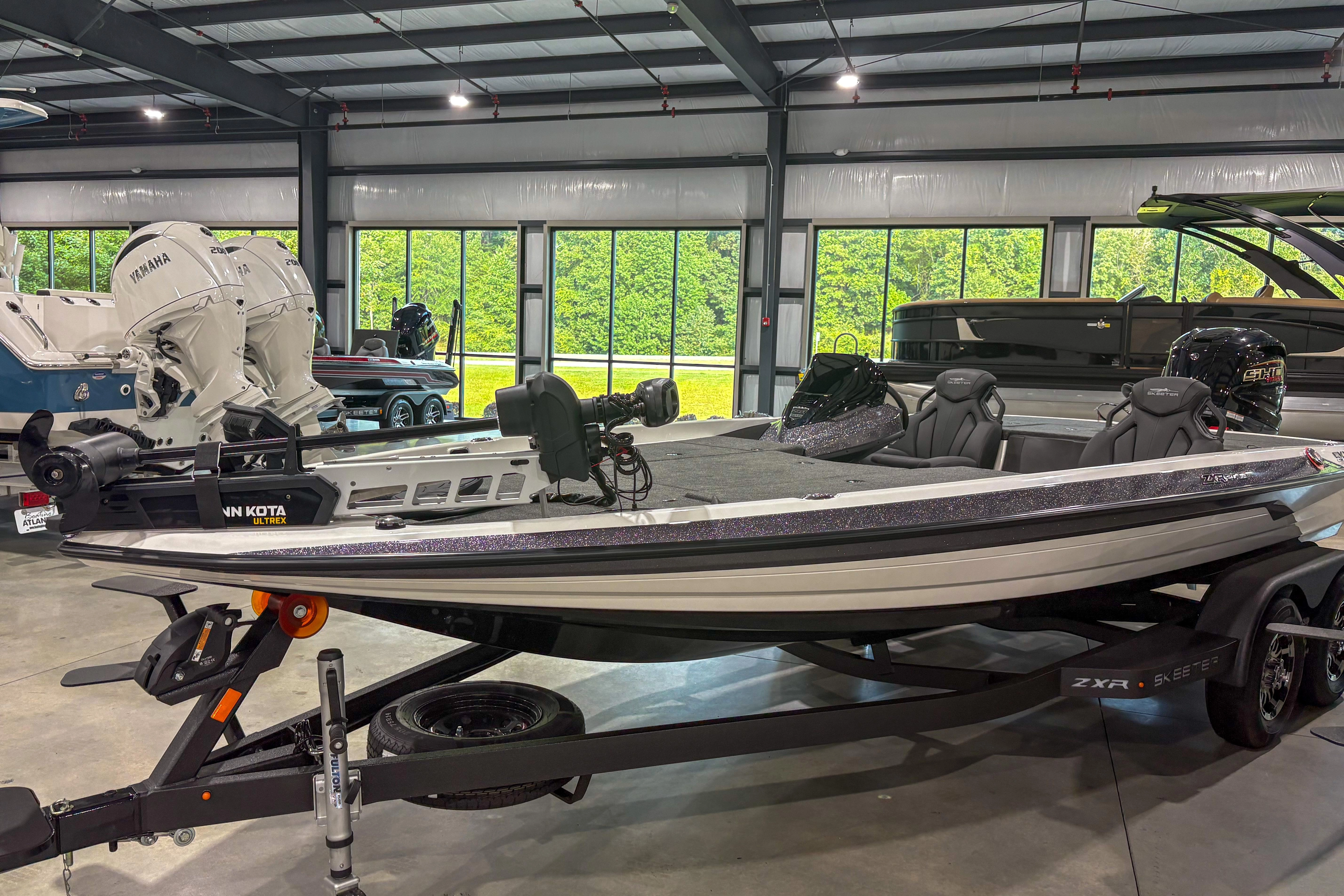 ホークス Skeeter ZXR20 SE 2026 - Marine Source