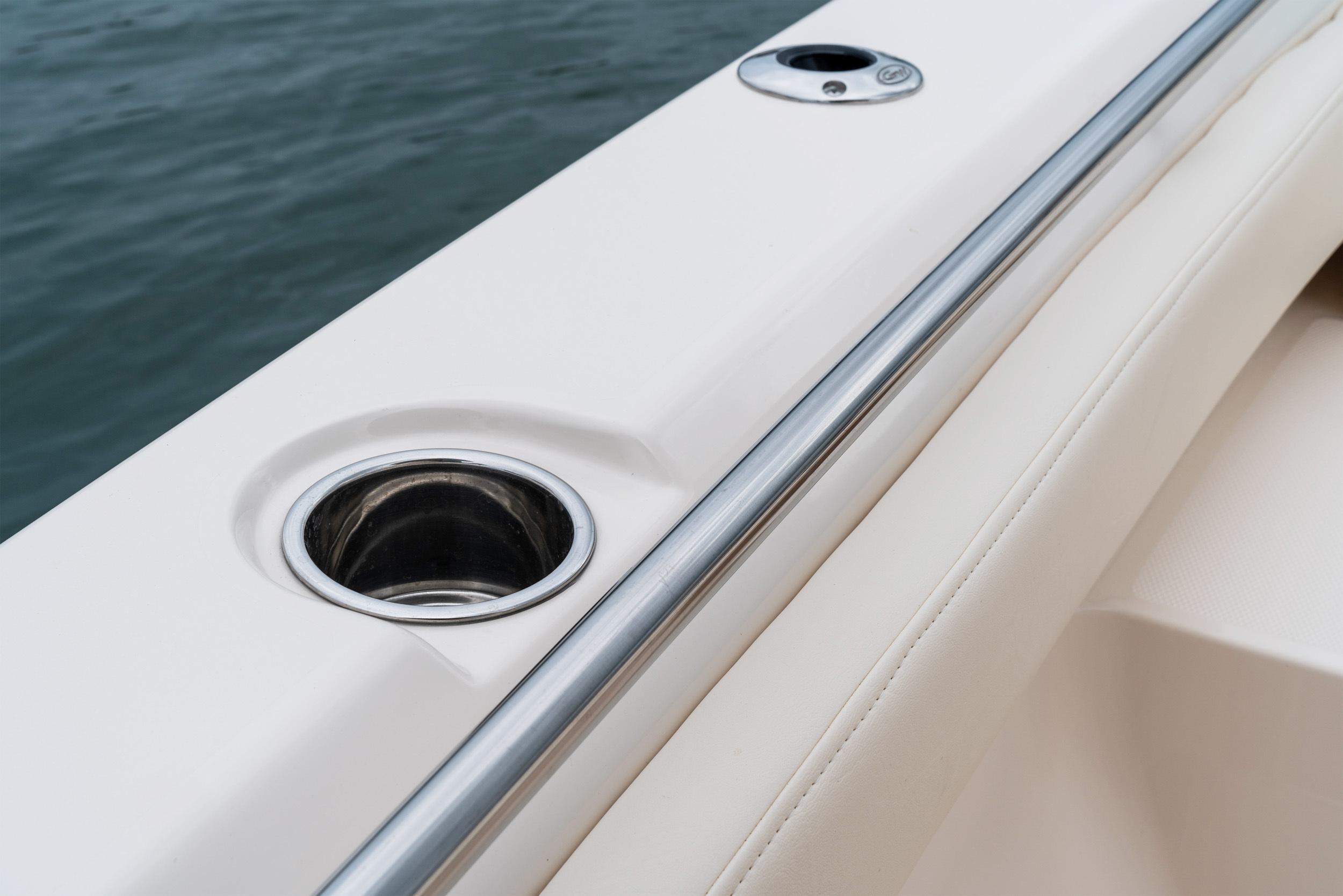 Slide: The Image of Grady-White 281 Coastal Explorer 2026 - 29