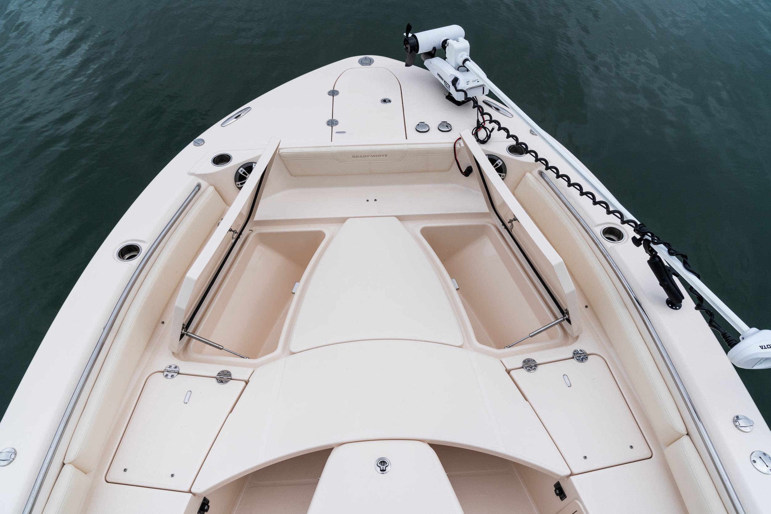 Slide: The Image of Grady-White 281 Coastal Explorer 2026 - 36